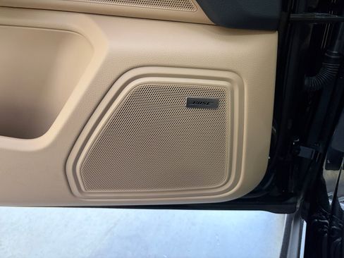 Certified 2026 Porsche Macan AWD/4WD image 43