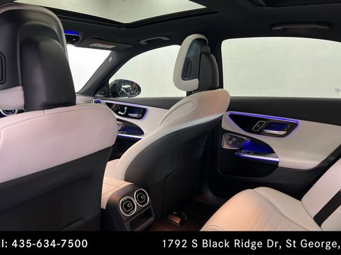 Used 2025 Mercedes-Benz C 300 4MATIC Sedan image 19