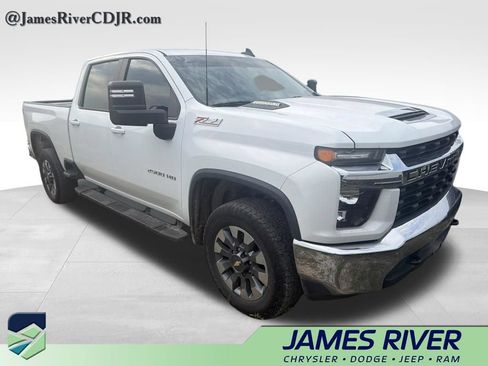 Used 2020 Chevrolet Silverado 2500 LT w/ Z71 Off-Road Package AWD/4WD image 4