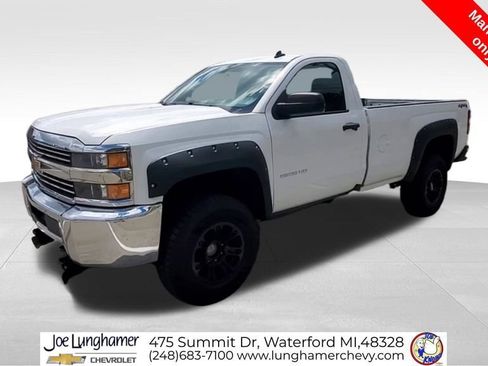 Used 2015 Chevrolet Silverado 2500 LT AWD/4WD image 4