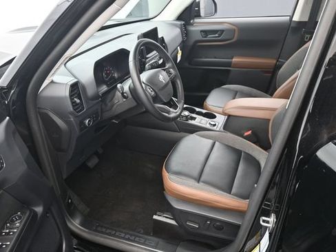 Used 2024 Ford Bronco Sport Outer Banks w/ Tech Package AWD/4WD image 14