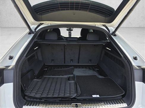 New 2026 Audi Q8 Premium Plus w/ Premium Plus Package image 25