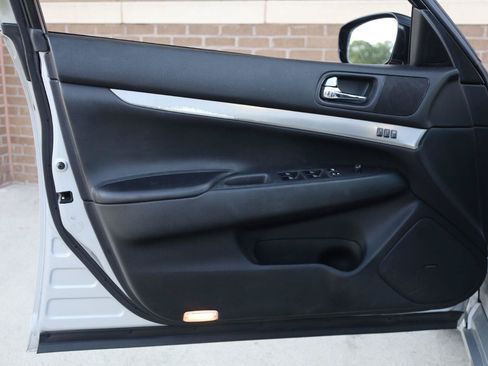 Used 2010 INFINITI G37 x Sedan w/ Premium Pkg AWD/4WD image 14
