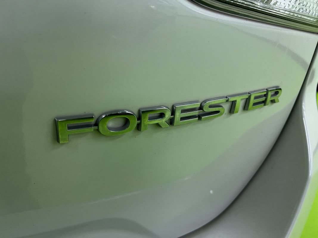 Used 2022 Subaru Forester Premium AWD/4WD image 14