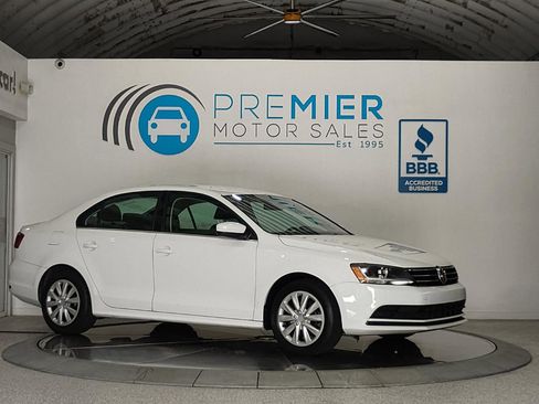 Used 2017 Volkswagen Jetta S FWD image 8