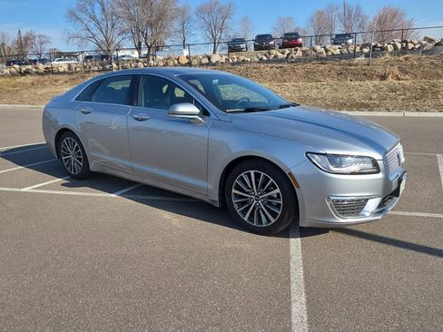 Used 2020 Lincoln MKZ w/ Convenience Package image 2