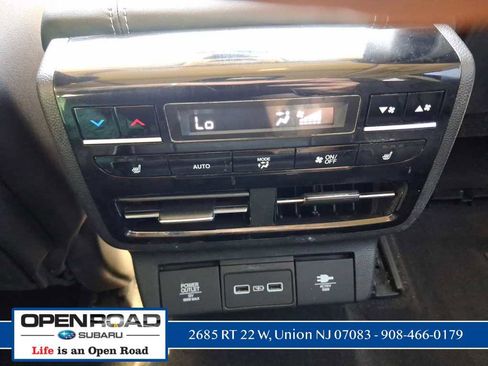 Used 2024 Acura MDX SH-AWD w/ Advance Package image 13