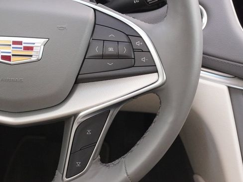Used 2025 Cadillac XT5 Premium Luxury FWD image 21