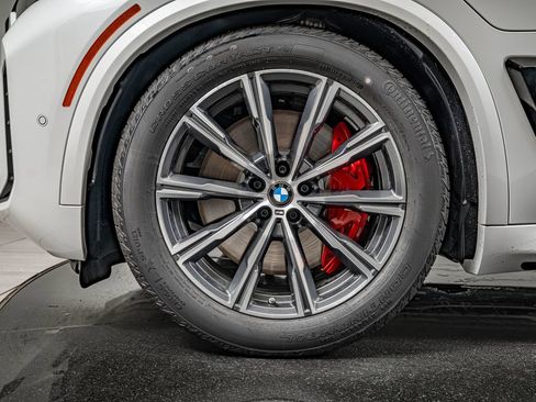 New 2026 BMW X5 xDrive50e w/ M Sport Package AWD/4WD image 10