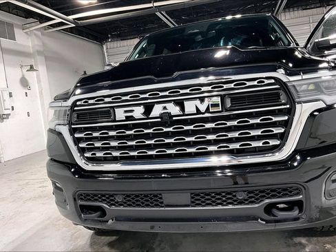 Used 2025 RAM 1500 Limited w/ Off Road Group AWD/4WD image 37