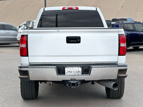 Used 2019 GMC Sierra 2500 SLT w/ Duramax Plus Package image 4