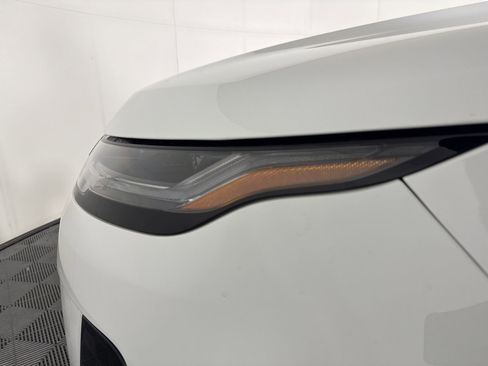 Used 2026 Land Rover Range Rover Evoque S AWD/4WD image 12
