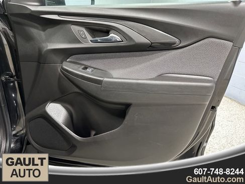 Used 2022 Chevrolet TrailBlazer LT image 16