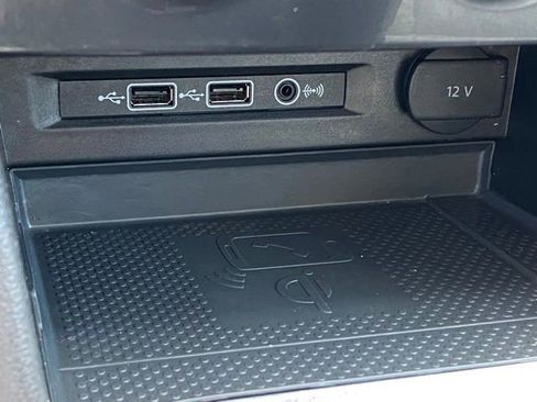 Used 2020 Volkswagen Tiguan SE w/ 3rd Row Seat Package AWD/4WD image 19