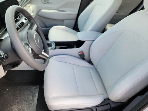 New 2026 Hyundai Kona SE AWD/4WD image 14