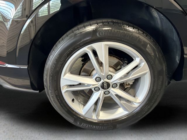 Used 2023 Audi Q3 2.0T Premium Plus w/ Premium Plus Package AWD/4WD image 37