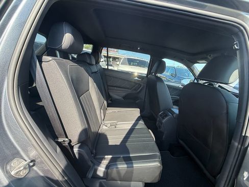 Used 2023 Volkswagen Tiguan SE R-Line FWD image 21