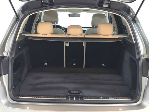 Used 2020 Mercedes-Benz GLC 300 4MATIC image 14