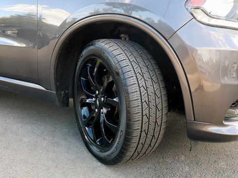 Used 2019 Dodge Durango GT image 31