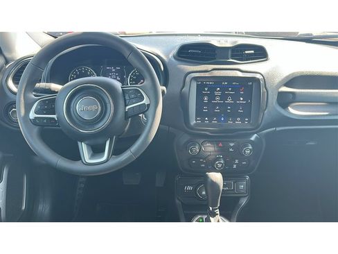 Used 2023 Jeep Renegade Latitude AWD/4WD image 23