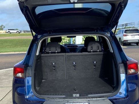Used 2023 Chevrolet TrailBlazer LT FWD image 26