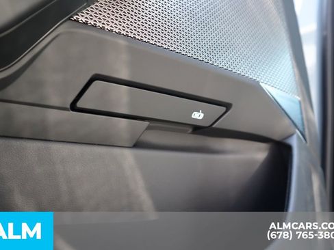 Used 2025 BMW 740i 740i w/ Premium Package image 23