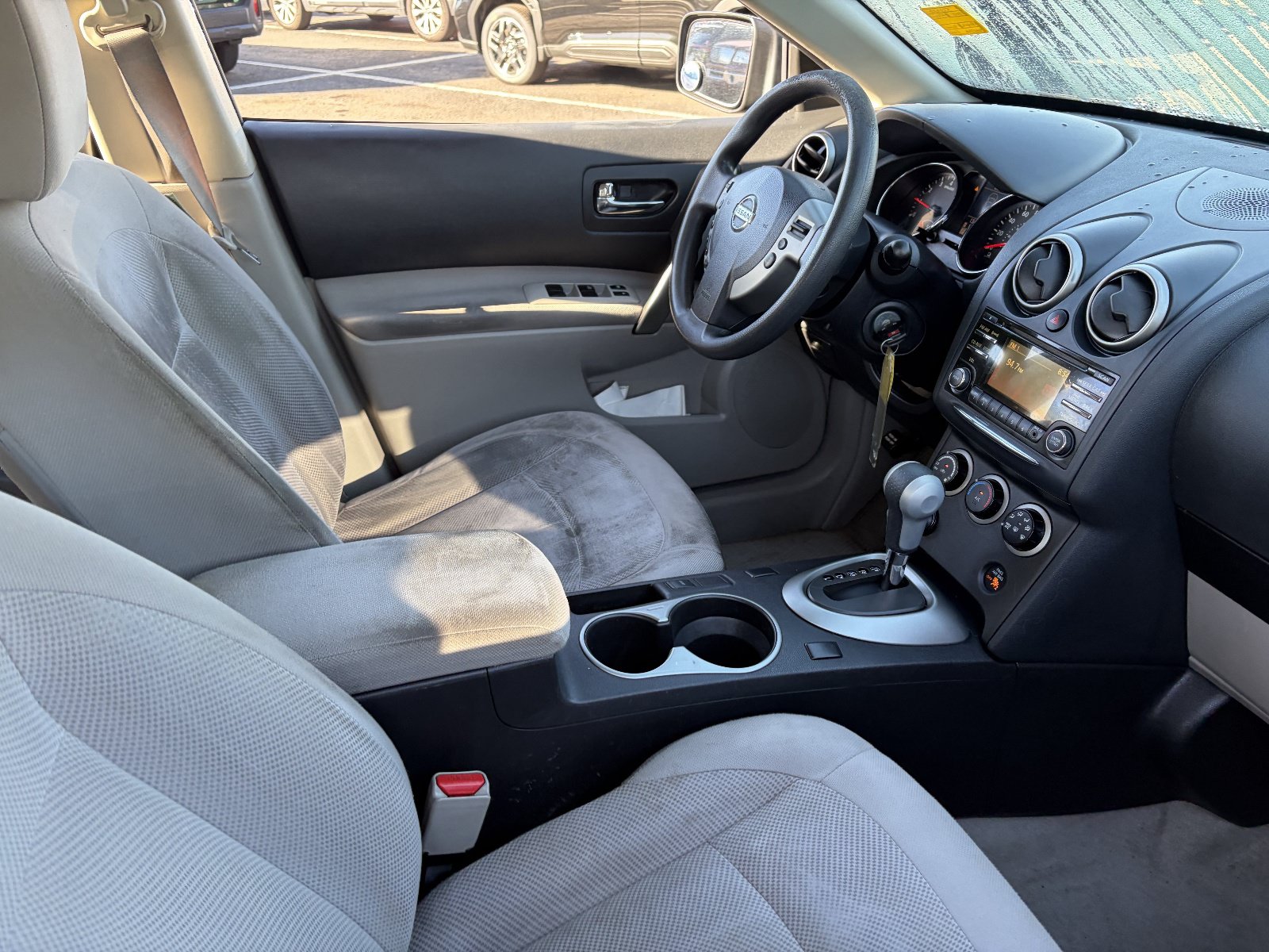 Used 2015 Nissan Rogue S w/ Convenience Package FWD image 12