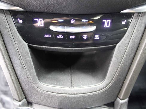 Certified 2022 Cadillac XT5 Premium Luxury image 33