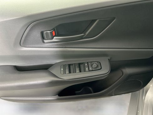 Used 2025 Toyota Prius LE FWD image 15