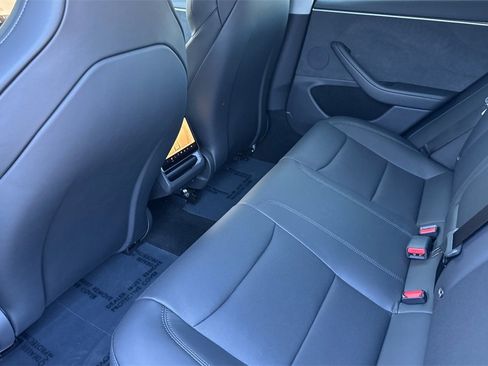 Used 2024 Tesla Model 3 Performance image 12