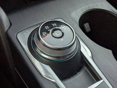 Used 2025 Ford Escape ST-Line FWD image 8