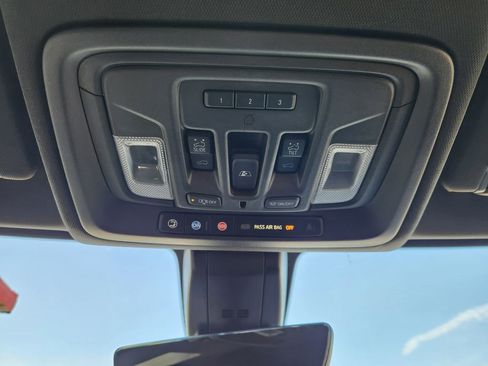 Used 2020 Chevrolet Silverado 2500 High Country w/ Z71 Off-Road Package image 24