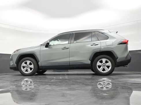 Used 2021 Toyota RAV4 XLE FWD image 21