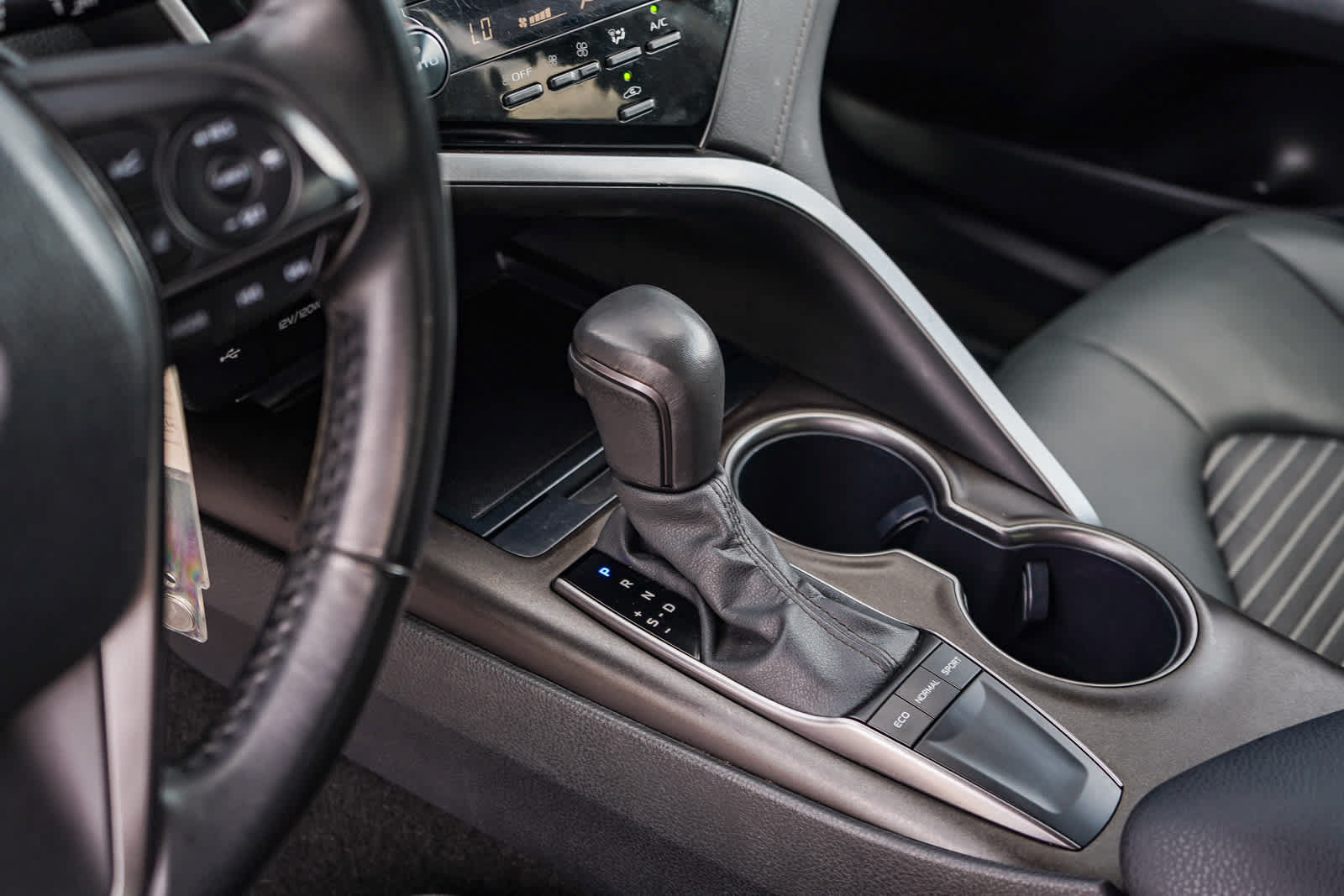 Certified 2024 Toyota Camry SE FWD image 23