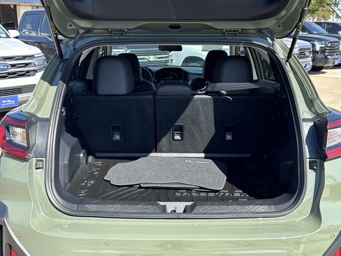 Used 2024 Subaru Crosstrek 2.5i Limited image 9