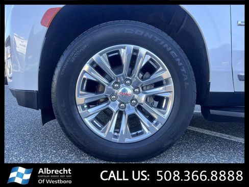 Used 2022 GMC Yukon Denali AWD/4WD image 32