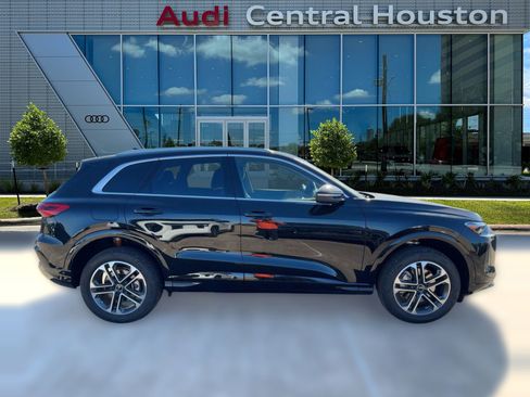 New 2025 Audi Q5 Premium image 8