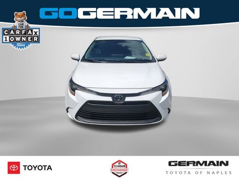 Used 2026 Toyota Corolla LE FWD image 2