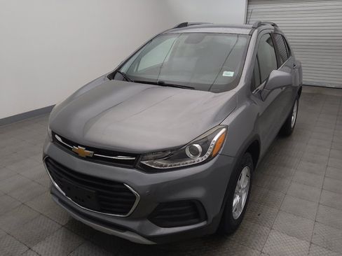 Used 2020 Chevrolet Trax LT w/ Driver Confidence Package AWD/4WD image 15