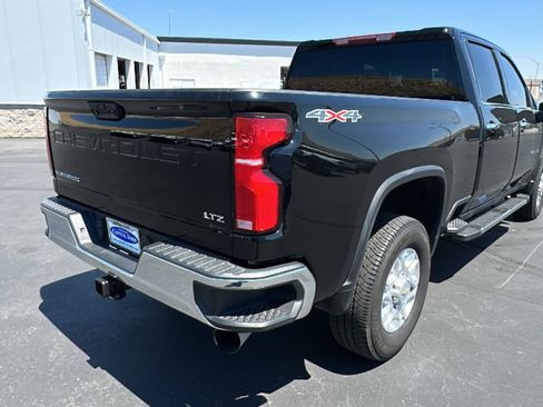 Used 2024 Chevrolet Silverado 2500 LTZ image 3