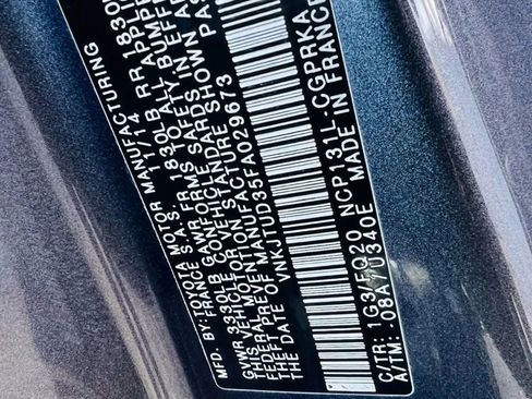 Used 2015 Toyota Yaris L image 20