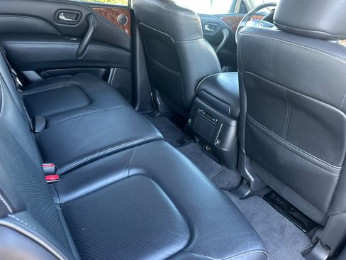 Used 2018 INFINITI QX80 2WD w/ Driver Assistance Package image 19