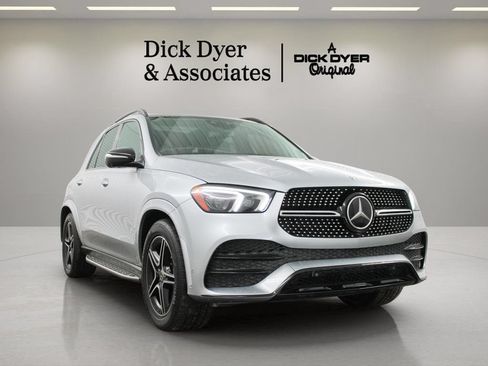 Used 2022 Mercedes-Benz GLE 350 4MATIC image 3