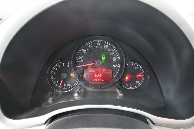 Used 2012 Volkswagen Beetle 2.0T FWD image 20