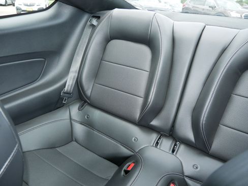 Used 2022 Ford Mustang GT Premium RWD image 12