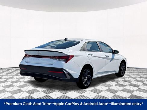 Used 2026 Hyundai Elantra Sport FWD image 9