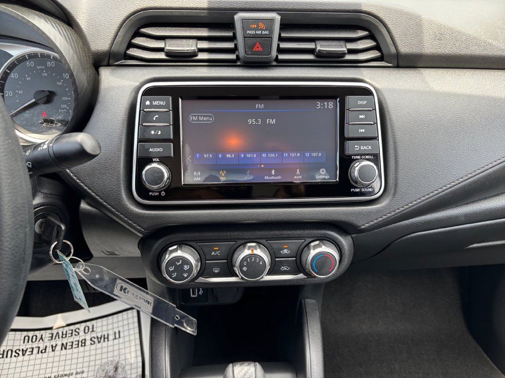Used 2025 Nissan Versa S w/ Trunk Package FWD image 18