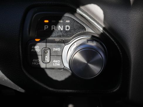 Used 2019 RAM 1500 Sport w/ Level 2 Equipment Group image 9