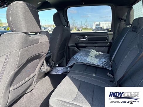 New 2026 RAM 1500 Big Horn AWD/4WD image 9