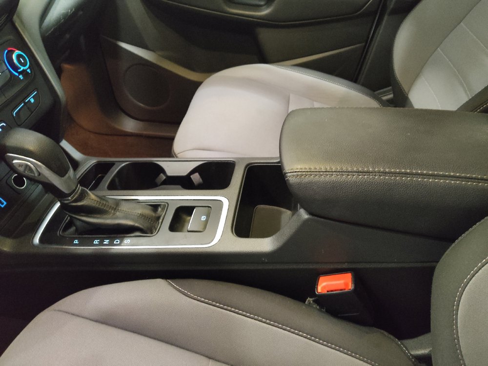 Used 2017 Ford Escape S FWD image 26